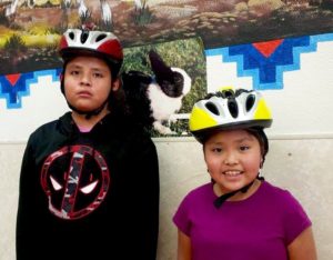thinkfirst-navajo-donates-helmets